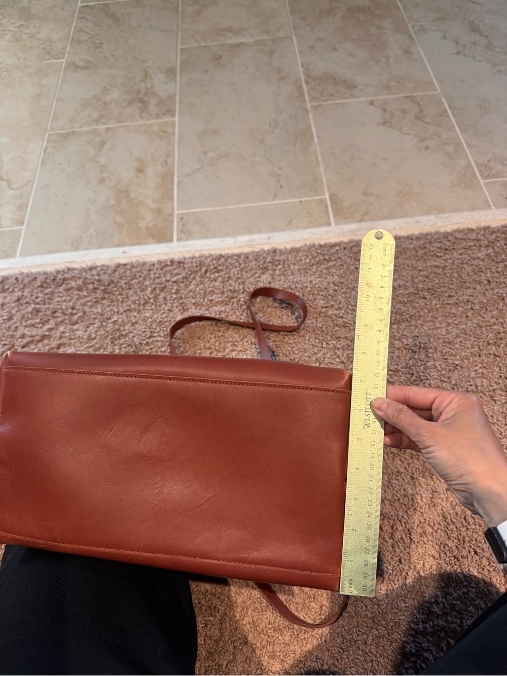 Madewell Leather Tote in Rich Brown - Picture 8 of 9